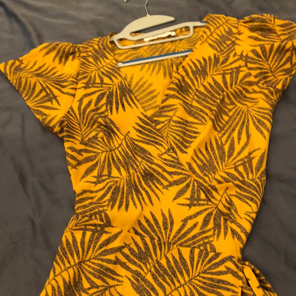 Bacio wrap minidress Sz S